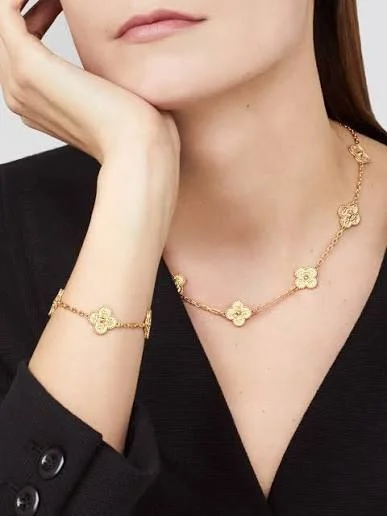 The Adorn Gold Gift Set — Shreeji Jewellery