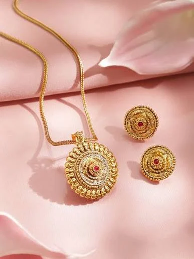 Heritage Gold Pendant — Shreeji Jewellery