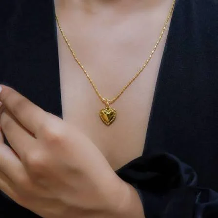 Heart Gold Pendant — Shreeji Jewellery